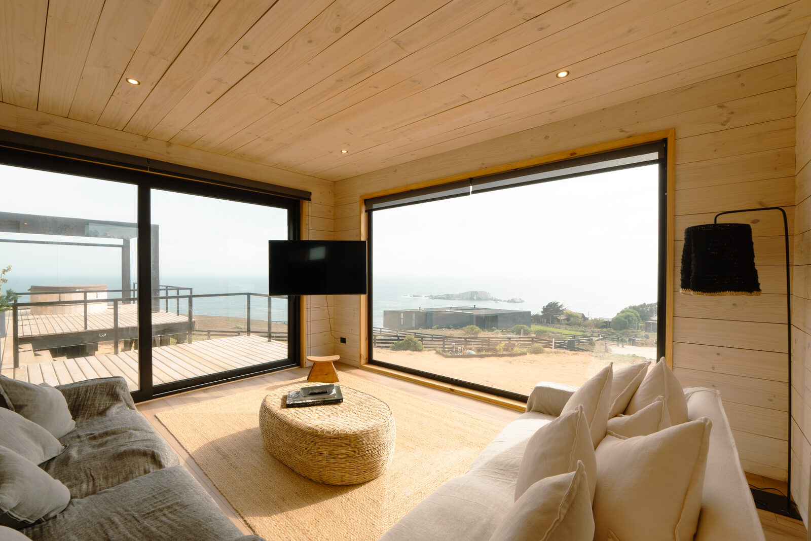 Interior Al mar C.C. - Constructora Fass