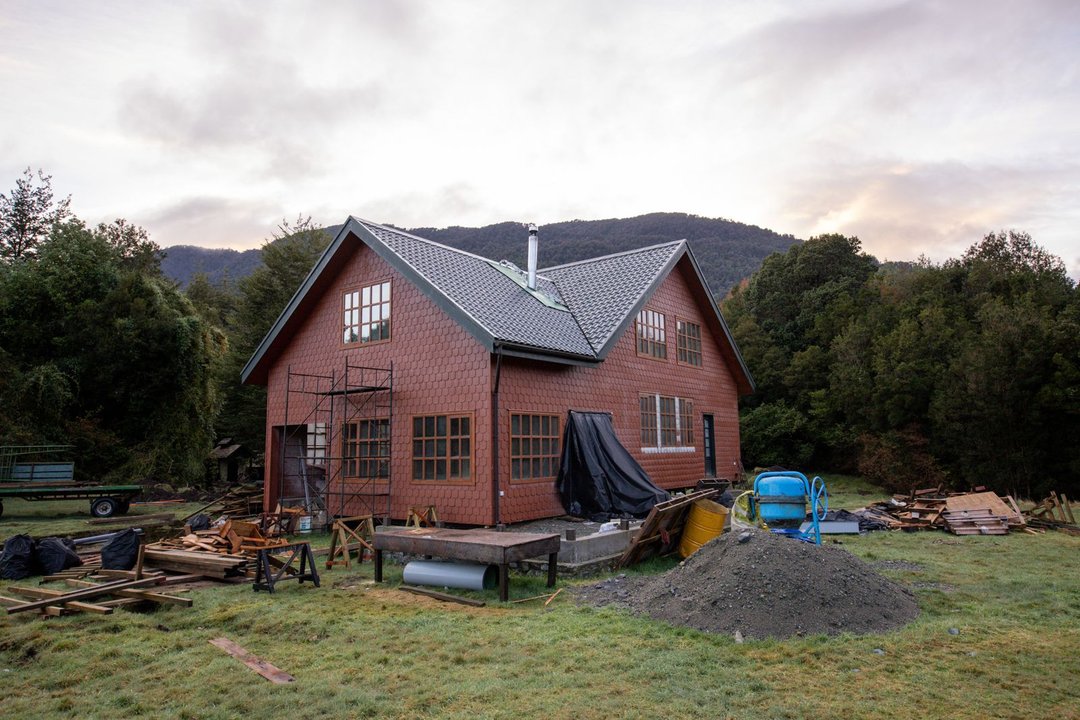 Reñihue casa del río - Constructora Fass